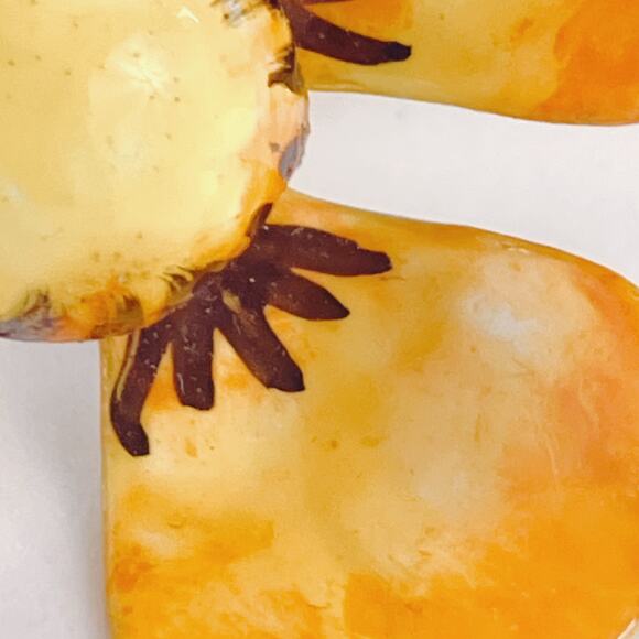 VTG 1950s Hand Painted Enamel Flower Clip On Earrings Mid Century Jewelry Summer - Picture 7 of 12